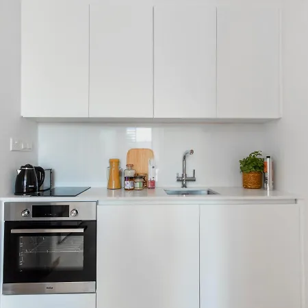 Delightful And Ideally Planned Holiday Studio With Balcony All Yours Apartment Limassol